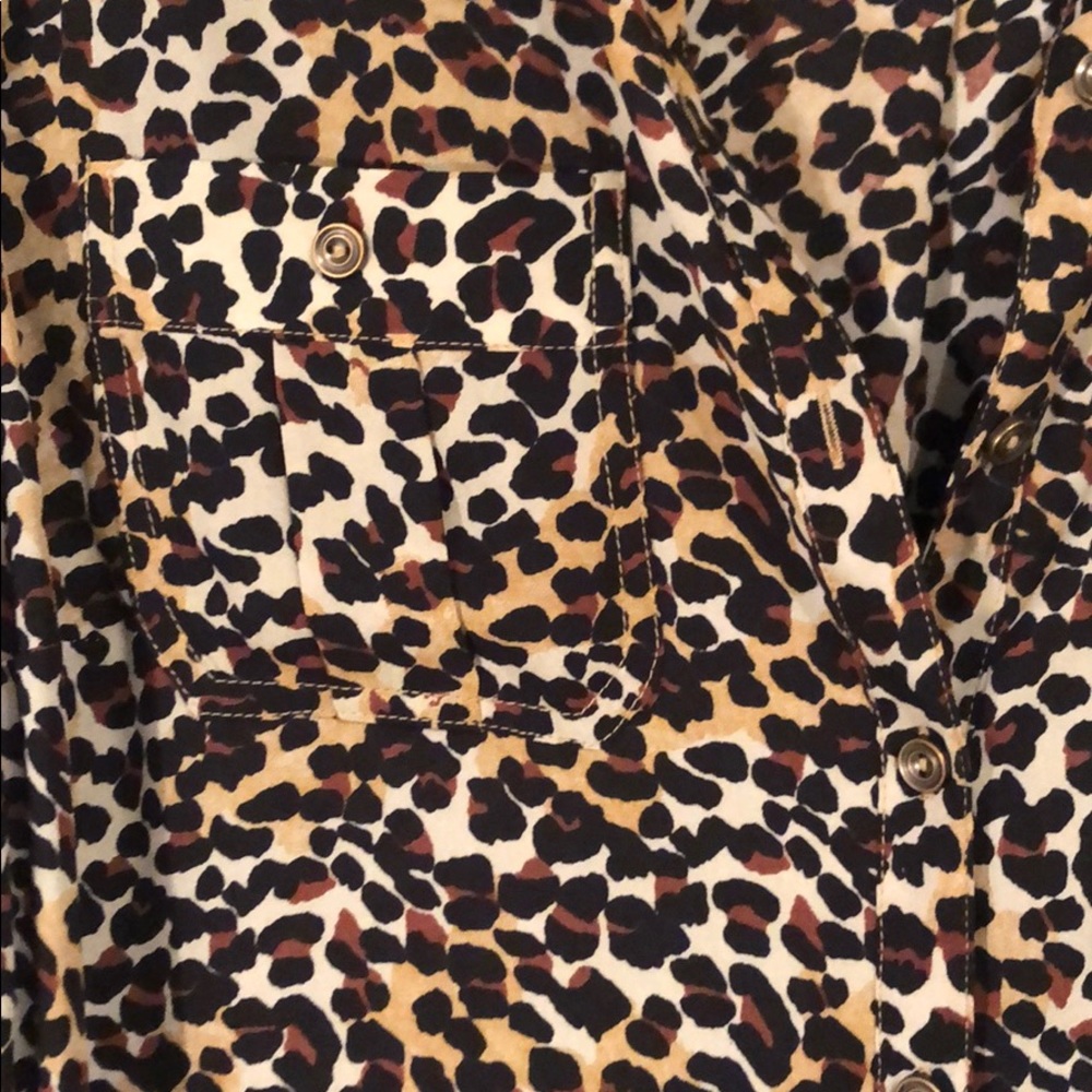 NWOT Roz&Ali Leopard Print Convertible Sleeve Top - Picture 4 of 6